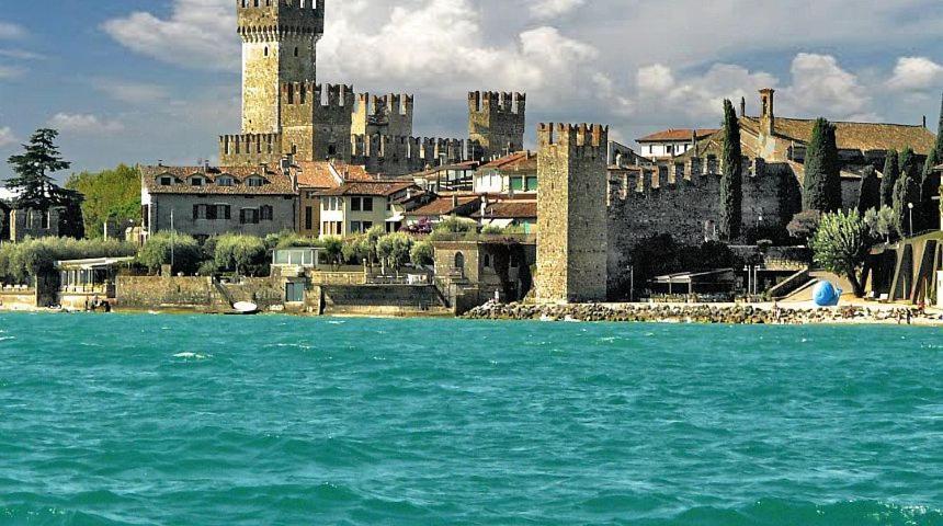 Perla Sirmione Apartment Exterior photo